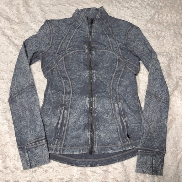 lululemon athletica Gray Jacket - Picture 1 of 5